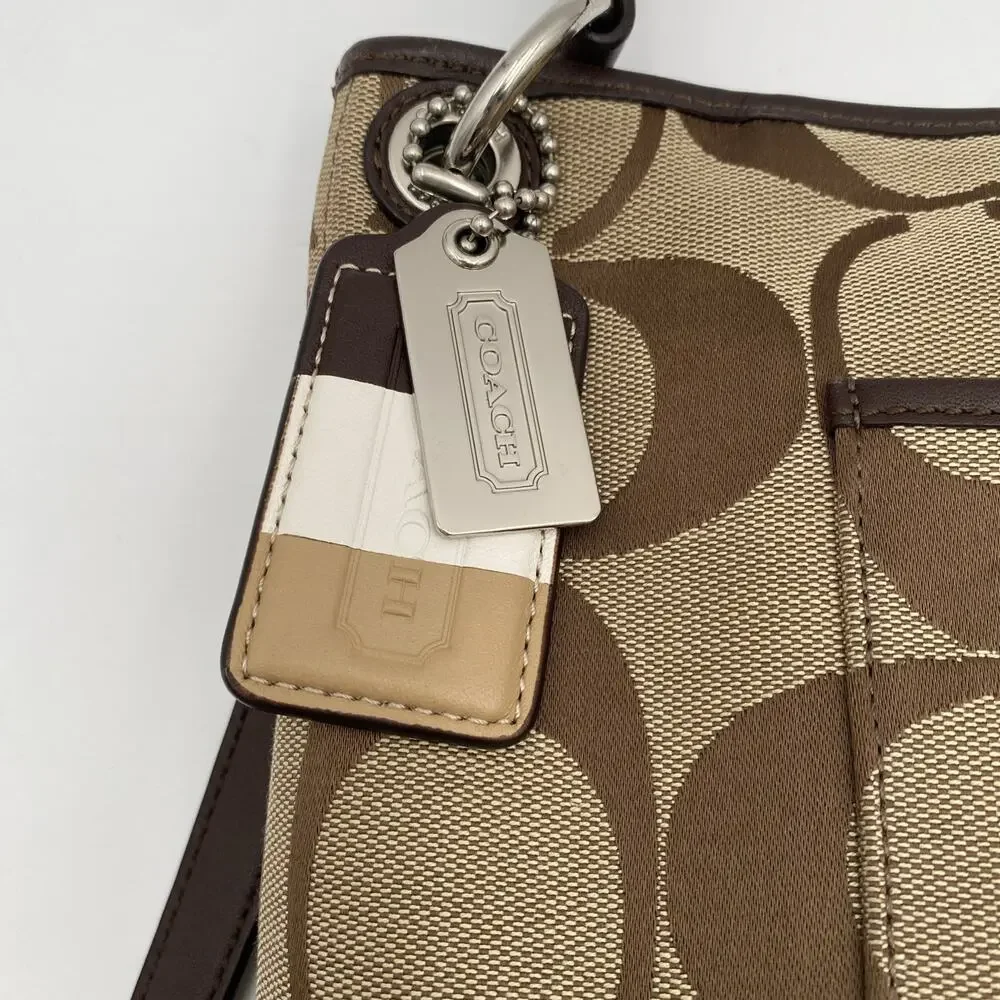 Coach hamptons weekender